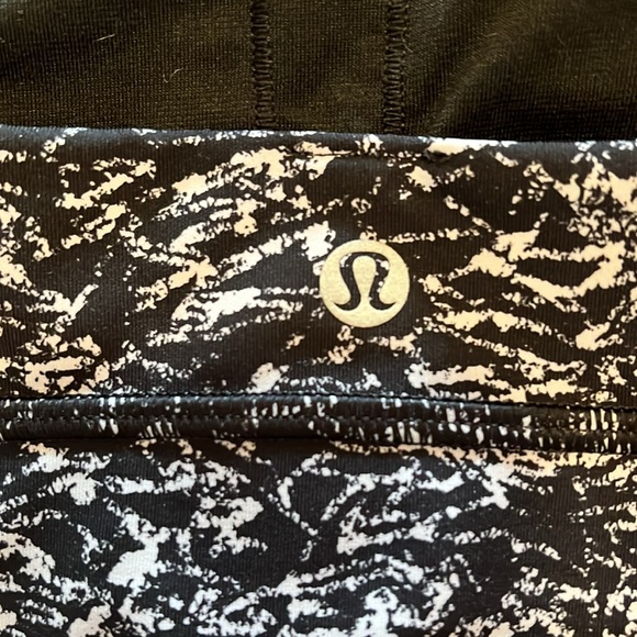 Lululemon adjustable energy longline - Picture 4 of 4